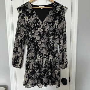 Socialite Black Floral Long Sleeve Mini Dress Size M